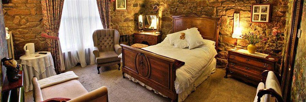 The Old Lockup Hotel Wirksworth Exterior photo
