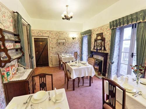 The Old Lockup Hotel Wirksworth Exterior photo